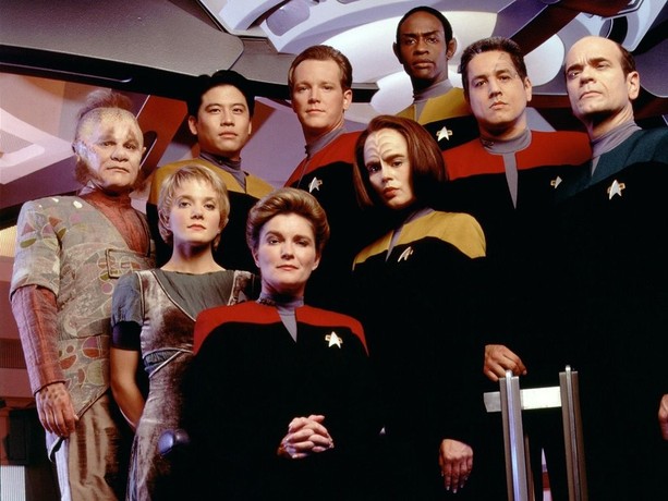 Star trek voyager season hot sale 3