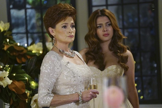 Carolyn Hennesy Movies & TV Shows List | Rotten Tomatoes | Rotten Tomatoes