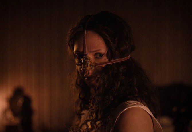 The Ugly Stepsister photo 3