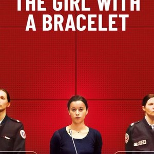 The Girl With a Bracelet (2019) photo 15