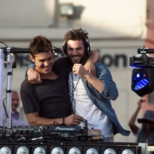 WE ARE YOUR FRIENDS, l-r:  Zac Efron, Wes Bentley, 2015. ph: Tony Rivetti Jr./©Warner Bros. Pictures