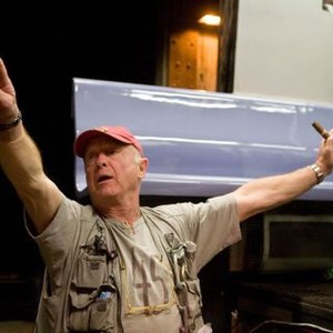 THE TAKING OF PELHAM 1 2 3, from left: director Tony Scott, on set, 2009. Ph: Rico Torres/©Columbia Pictures