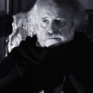 The Amazing Mr. Blunden (1972) photo 2