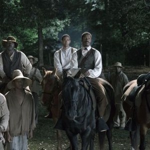 THE BIRTH OF A NATION, Dwight Henry (on horse in back), Nate Parker (on horse in front), 2016. ph: Jahi Chikwendiu/TM and Copyright ©Fox Searchlight Pictures