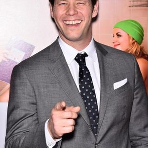 Ike Barinholtz at arrivals for SISTERS Premiere, Ziegfeld Theatre, New York, NY December 8, 2015. Photo By: Steven Ferdman/Everett Collection