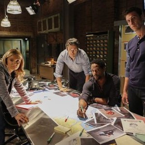 Ironside, Spencer Grammer (L), Blair Underwood (C), Pablo Schreiber (R), 'Sleeping Dogs', Season 1, Ep. #2, 10/09/2013, ©NBC