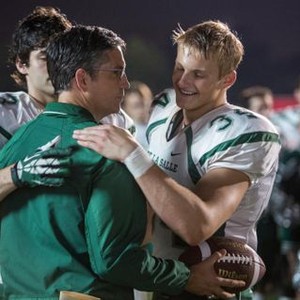 WHEN THE GAME STANDS TALL, from left: Matthew Daddario, Jim Caviezel, Alexander Ludwig, 2014. ph: Tracy Bennett/©TriStar Pictures