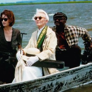 CAMILLA, Bridget Fonda, Jessica Tandy (violin case), George Harris (plaid shirt), 1994, © Miramax