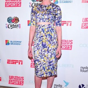 Gretchen Mol at arrivals for Up2Us Sports Gala Celebrates Five Years of Change Through Sports, IAC Building, New York, NY June 3, 2015. Photo By: Gregorio T. Binuya/Everett Collection