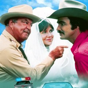 SMOKEY AND THE BANDIT, Jackie Gleason, Sally Field, Burt Reynolds, 1977