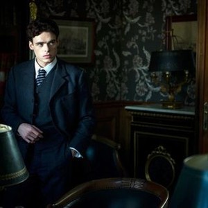 A PROMISE, Richard Madden, 2013. ©IFC