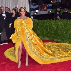 Rihanna, (wearing Guo Pei) at arrivals for 'CHINA: Through The Looking Glass' Opening Night Met Gala - Part 3, The Metropolitan Museum of Art Costume Institute, New York, NY May 4, 2015. Photo By: Gregorio T. Binuya/Everett Collection