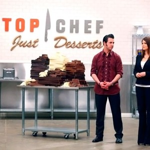 Top Chef: Just Desserts, Johnny Iuzzini (L), Gail Simmons (R), 'Mr. Chocolate', Season 1, Ep. #1, 09/15/2010, ©BRAVO