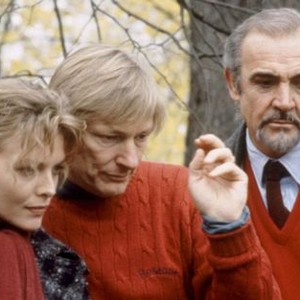 RUSSIA HOUSE, Michelle Pfeiffer, director Fred Schepisi, Sean Connery, on set, 1990. (c)MGM