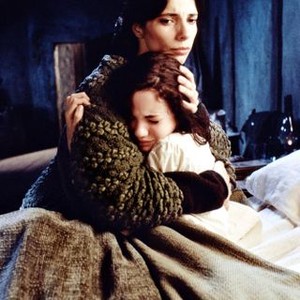 PAN'S LABYRINTH, (aka EL LABERINTO DEL FAUNO), Maribel Verdu, Ivana Baquero,  2006. ©Picturehouse