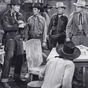 The Texas Kid (1943) photo 2