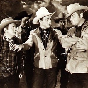 The Cowboy and the Senorita (1944) photo 8