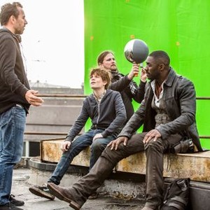 THE DARK TOWER, foreground from left: director Nikolaj Arcel, Tom Taylor, Idris Elba, on set, 2017. ph: Ilze Kitshoff/© Columbia Pictures