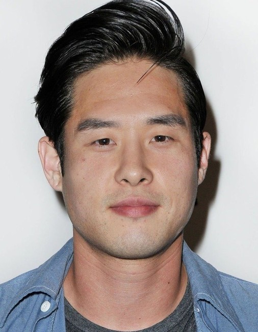 Raymond Lee
