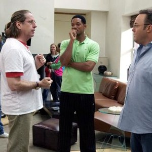 HITCH, director Andy Tennant, Will Smith, Kevin James on set, 2005, (c) Columbia