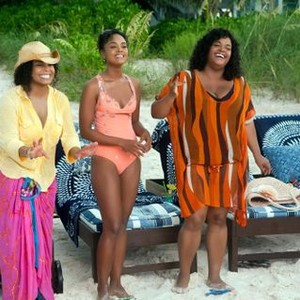 WHY DID I GET MARRIED TOO?, from left: Janet Jackson, Sharon Leal, Jill Scott, 2010. ph: Quantrell Colbert/©Lions Gate