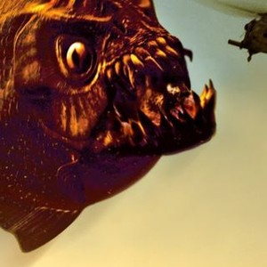 Mega Piranha (2010)