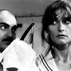 TRENCHCOAT, David Suchet, Margot Kidder, 1983, (c)Buena Vista Pictures