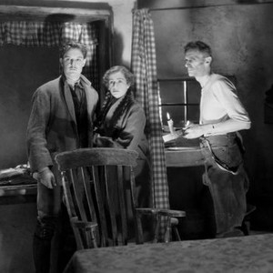 THE 39 STEPS, from left, Robert Donat, Peggy Ashcroft, John Laurie, 1935