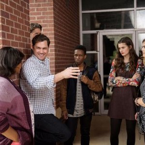MA, FROM LEFT: OCTAVIA SPENCER, DIRECTOR TATE TAYLOR, DANTE BROWN, DIANA SILVERS, MCKALEY MILLER, ON-SET, 2019. PH: ANNA KOORIS/© UNIVERSAL