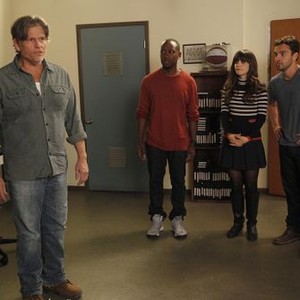 New Girl, from left: Jeff Kober, Lamorne Morris, Zooey Deschanel, Jake M. Johnson, 'The Landlord', Season 1, Ep. #12, 02/07/2012, ©FOX