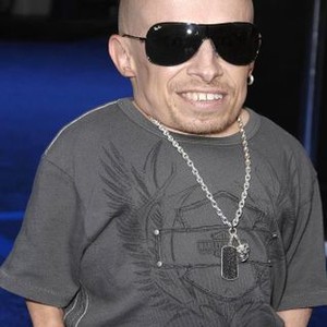 Verne Troyer at arrivals for THE LOVE GURU Premiere, Grauman's Chinese Theatre, Los Angeles, CA, June 11, 2008. Photo by: Michael Germana/Everett Collection