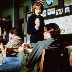 TEACHING MRS. TINGLE, Helen Mirren (standing), Liz Stauber (seated right), 1999, © Dimension Films