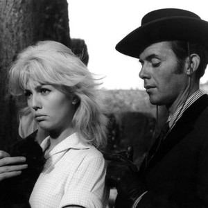 THE SINGER NOT THE SONG, Mylene Demongeot, Dirk Bogarde, 1961