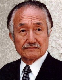 Yasukiyo Umeno