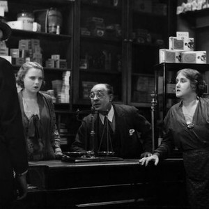 BLACKMAIL, from left: John Logden, Anny Ondra, Charles Paton, Sara Allgood, 1929