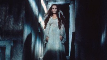 Lady in White | Rotten Tomatoes Lady in White | Rotten Tomatoes