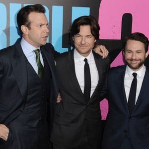 How tall is Charlie Day?