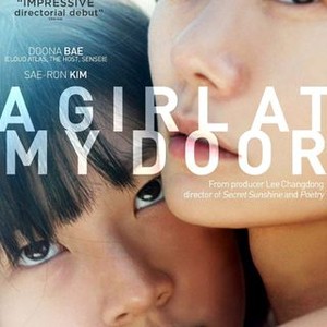 A Girl at My Door (2014) photo 2