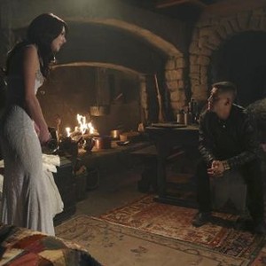 Once Upon A Time In Wonderland, Lauren McKnight (L), Michael Socha (R), 'Nothing to Fear', Season 1, Ep. #9, 03/06/2014, ©ABC