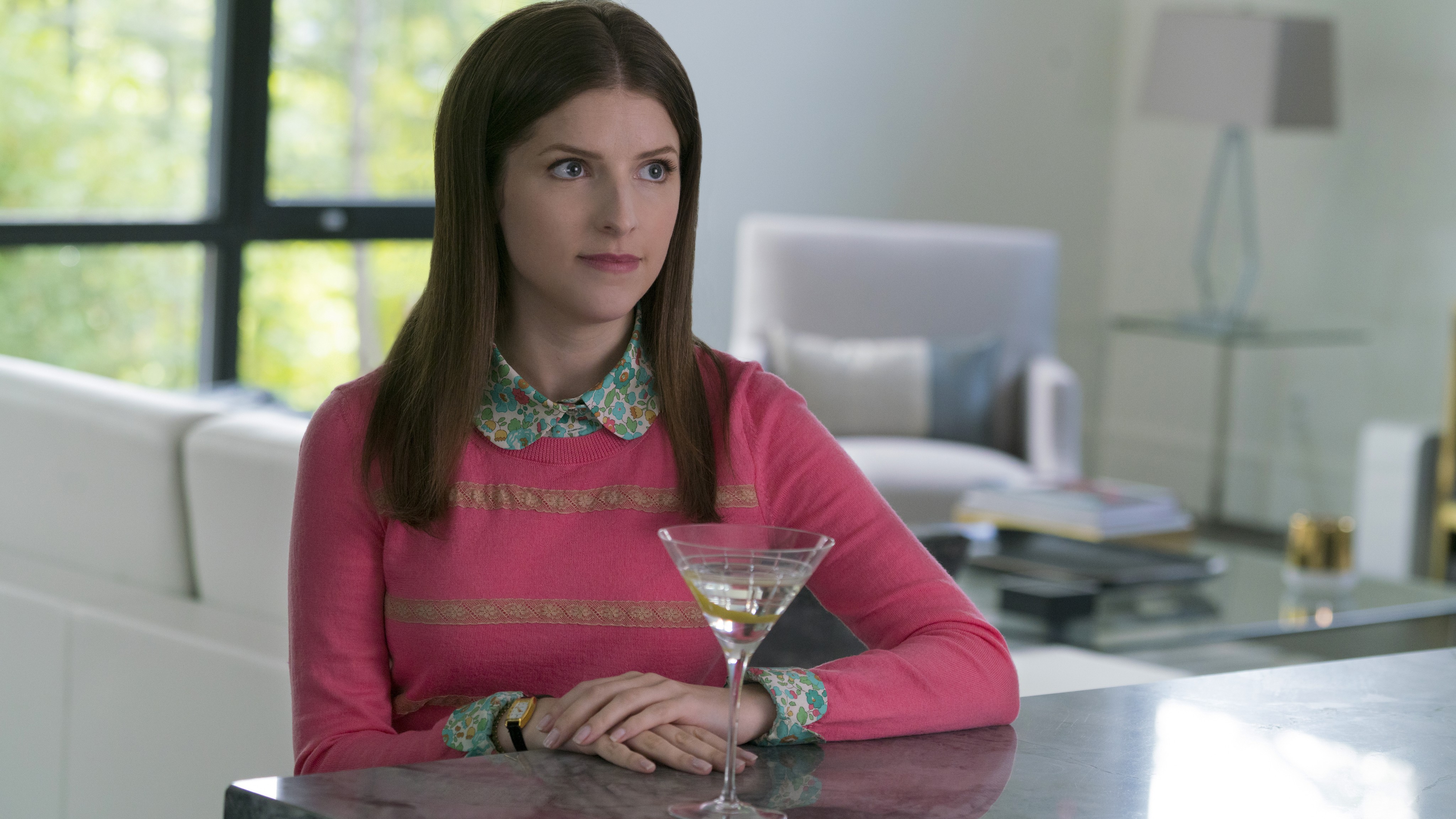 A Simple Favor Trailer 1 Trailers Videos Rotten Tomatoes   Ems.cHJkLWVtcy1hc3NldHMvbW92aWVzL2FmM2QwNGZiLTQ3MDAtNDAwMS1hYjRjLTIxOGQzZGJhZjRkNi53ZWJw