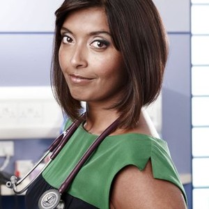 Sunetra Sarker as Zoe Hanna