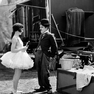Charlie Chaplin stars as a tramp who falls in love with Myrna Kennedy, a circus owner's acrobatic daughter.