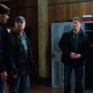 Supernatural, from left: Jared Padalecki, Jim Beaver, Jensen Ackles, Steven Williams, 'And Then There Were None', Season 6, Ep. #16, 03/04/2011, ©KSITE
