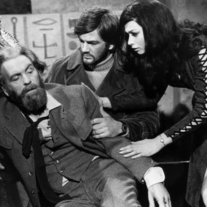 BLOOD FROM THE MUMMY'S TOMB, Andrew Keir, Mark Edwards, Valerie Leon, 1972