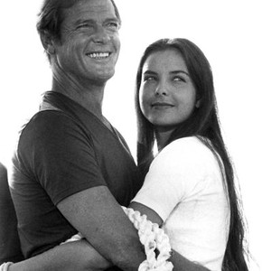 FOR YOUR EYES ONLY, Roger Moore, Carole Bouquet, 1981