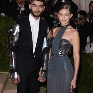 Zayn Malik, Gigi Hadid at arrivals for Manus x Machina: Fashion in an Age of Technology Opening Night Costume Institute Annual Gala - Part 2, Metropolitan Museum of Art, New York, NY May 2, 2016. Photo By: Derek Storm/Everett Collection