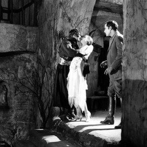 THE TEMPTRESS, Roy D'Arcy, Greta Garbo, 1926
