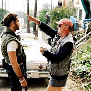 DOMINO, Edgar Ramirez, Director Tony Scott, on set, 2005, (c) New Line