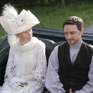 (L-R) Helen Mirren as Sofya Tolstoy and James McAvoy as Valentin in "The Last Station."