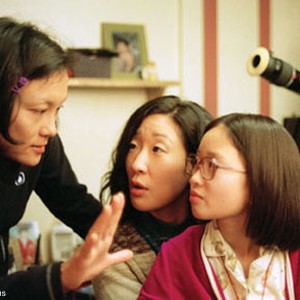 (l to r): Mina Shum, Sandra Oh and Valerie Tain on the set of the film LONG LIFE, HAPPINESS, AND PROSPERITY. photo 10